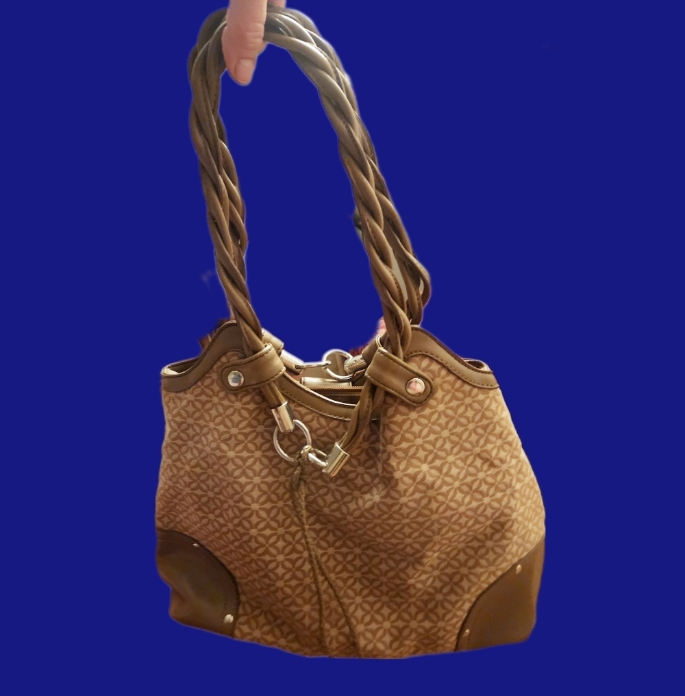 🎁Relic Tote Bag